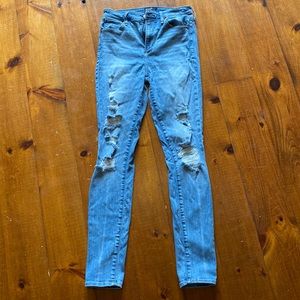 Abercrombie & Fitch Blue Jeans
